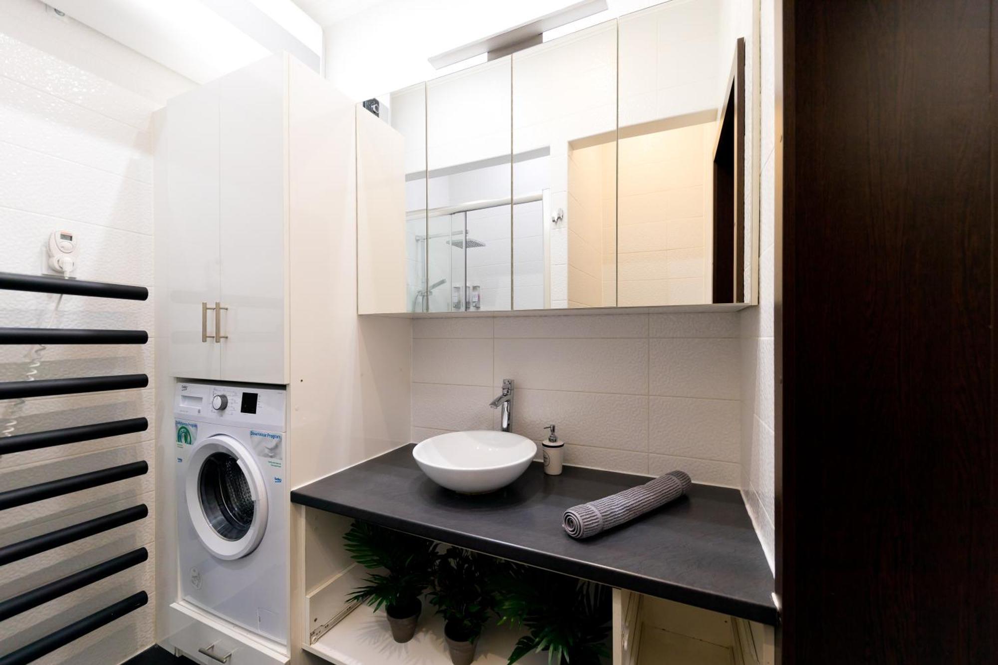 Empirium Apartman Boedapest Buitenkant foto