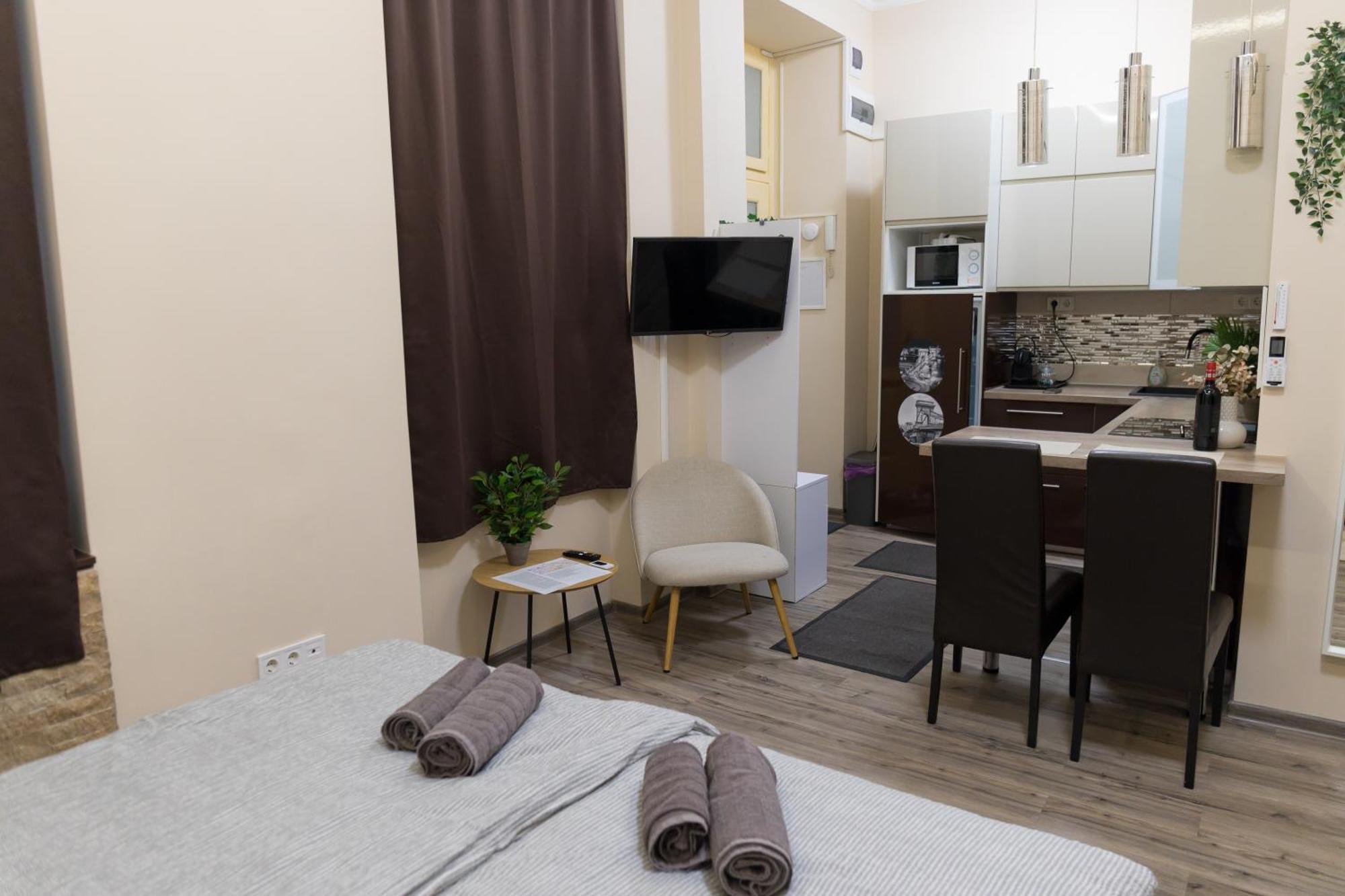 Empirium Apartman Boedapest Buitenkant foto