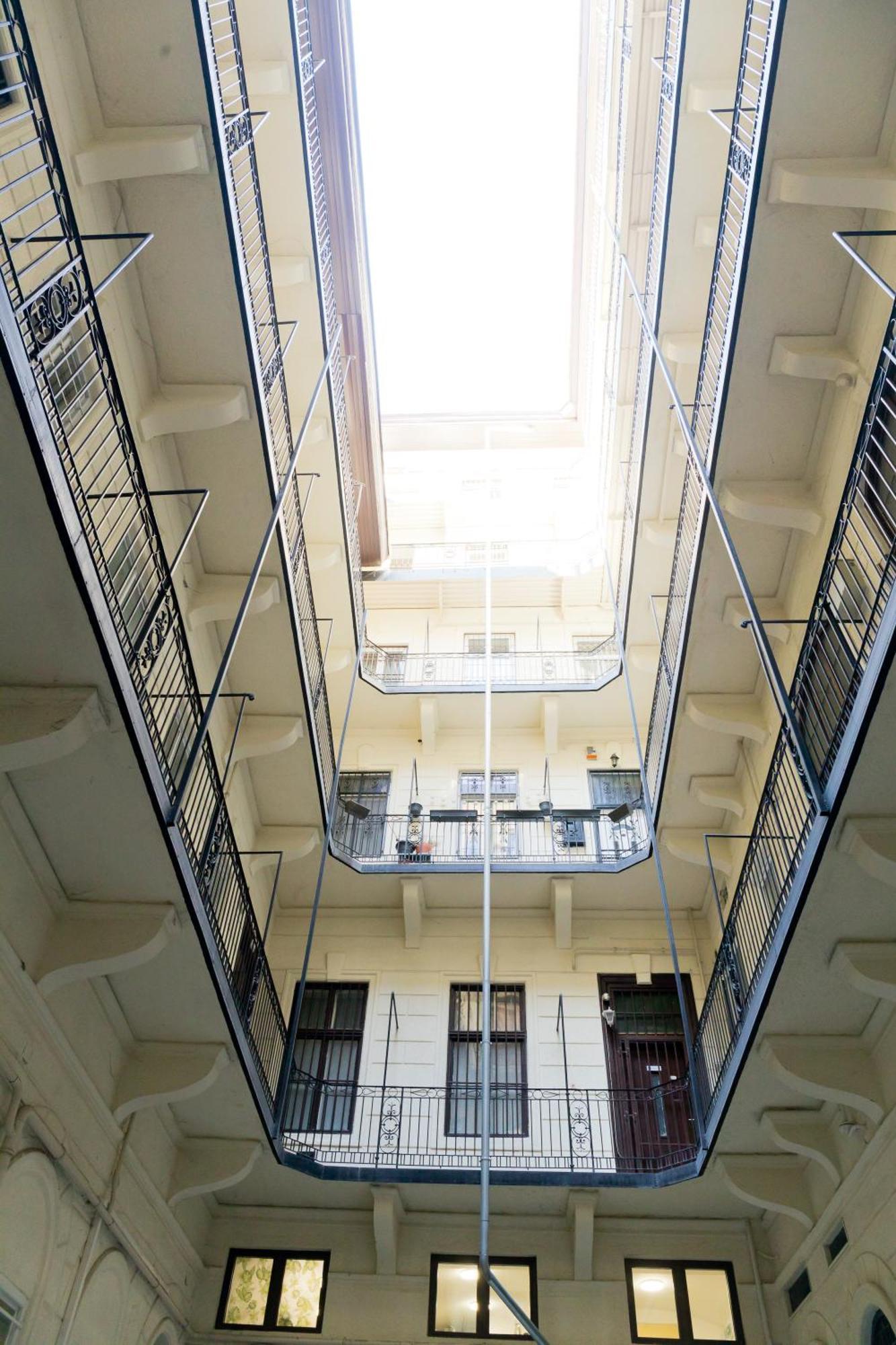 Empirium Apartman Boedapest Buitenkant foto